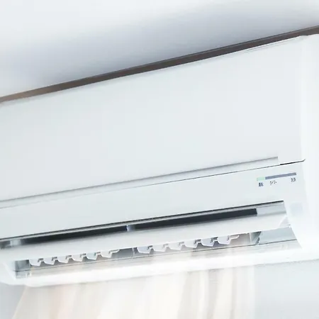 Fiumelatte Sleeps 4 Air Con Wifi T802385 דירה ורנה